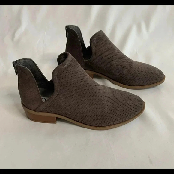 Steve Madden Laramie Suede Ankle Booties 7.5 - Picture 4 of 9